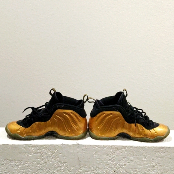 Nike Foamposite 'Little Posite' Metallic Gold 🪙 - Picture 3 of 4